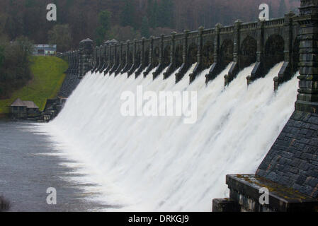 Overflow water cascading over Lake Vyrnwy reservoir dam, Powys, Wales Stock Photo