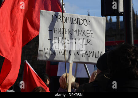 London UK, 28th January 2014 : '3 Cosas' campaigner march to parliament for a rally outside Parliament in London. Photo by See Li Credit:  See Li/Alamy Live News Stock Photo