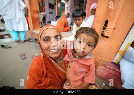 JAIPUR, INDIA - APRIL, 2013: Indian mother and kid Stock Photo