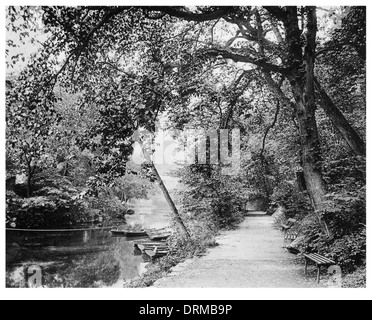 The Ferry on the river Derwent,  Matlock Derbyshire Photographed Circa 1910 Stock Photo