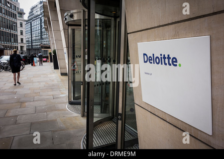 Deloitte LLP office in the City of London, UK Stock Photo