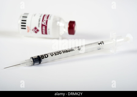 U 100 insulin syringe hi-res stock photography and images - Alamy