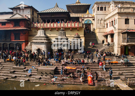 cremation ceremony at Pashtupatinath, Kathmandu, Nepal Stock Photo