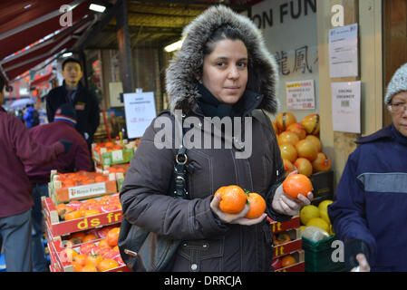 London UK, 31th January 2014: Shopper buying foods at the Supermarket in London Chinatown for the celebration Chinese new Year of horse. Credit:  See Li/Alamy Live News Stock Photo