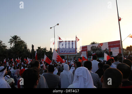 Abu Saiba, Bahrain. 31st Jan, 2014. Sit-in Turning to the issue of ...