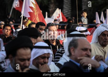 Abu Saiba, Bahrain. 31st Jan, 2014. Sit-in Turning to the issue of ...