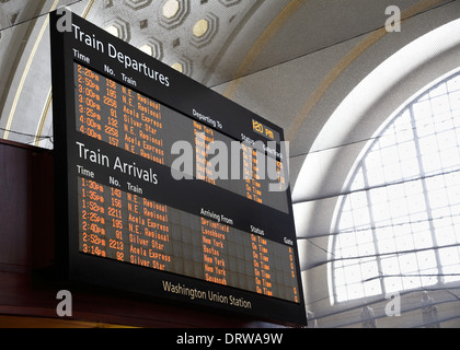 Train departure schedule board Union Station Chicago IL USA Stock Photo