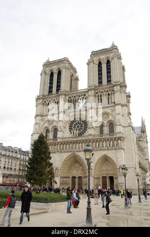 The western facade of the Notre-Dame Cathedral in fourth arrondissement, Ile de la Cite, Paris. France. Stock Photo