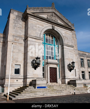 Entrance to the South Wing of Southampton Civic Centre, Southampton, Hampshire, England, UK. Stock Photo
