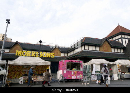 united kingdom west london acton the weekly market in crown street Stock Photo