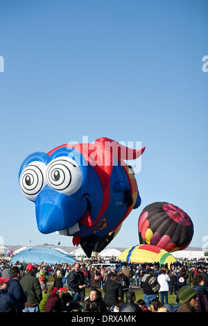 Super FMG (Festival de Montgolfiers de Gatineau) hot air balloon over crowd, International Balloon Fiesta, Albuquerque NM USA Stock Photo