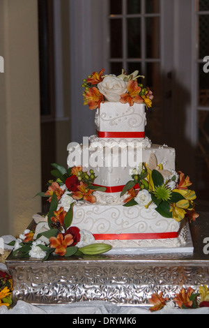 3 tier Wedding cake at wedding reception Stock Photo