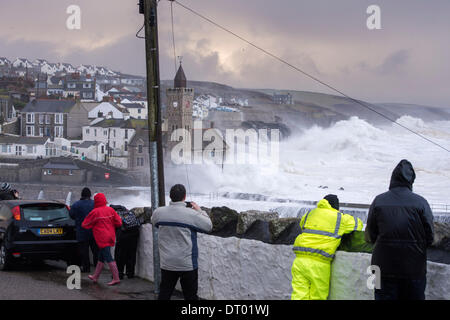 porthleven cornish walks watchers 05th