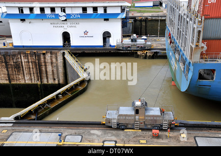 Mol Excellence containers ship in Panama canal Miraflores locks Stock Photo