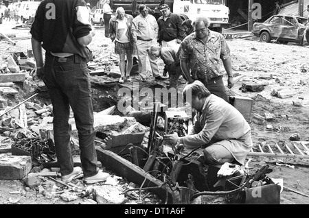 SHELL HOUSE BOMBING. Right Wing Bombers detonated car bombs outside Shell House (ANC Offices) prior to the 1994 democtatic Stock Photo