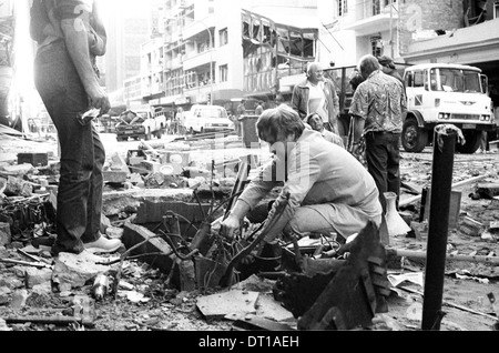 SHELL HOUSE BOMBING. Right Wing Bombers detonated car bombs outside Shell House (ANC Offices) prior to the 1994 democtatic Stock Photo