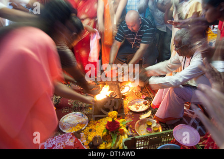 KALI WORSHIP FIRE WALKING, 11 - 12 MARCH 2011 THE KALI TEMPLE MOUNT ...