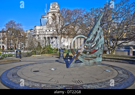 The sundial at Tower Hill underground station has a neat history of London shown in images around its perimeter Stock Photo