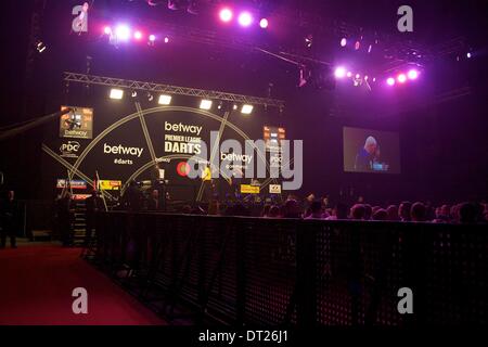 Liverpool, UK. 06th Feb, 2014. Dave Chisnell in action during the first round of the Premier League Darts from the Echo Arena. Credit:  Action Plus Sports/Alamy Live News Stock Photo