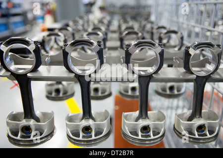 Mercedes-AMG engine production factory in Affalterbach in Germany - pistons and connector rods in sets of 4 for V8 engines Stock Photo