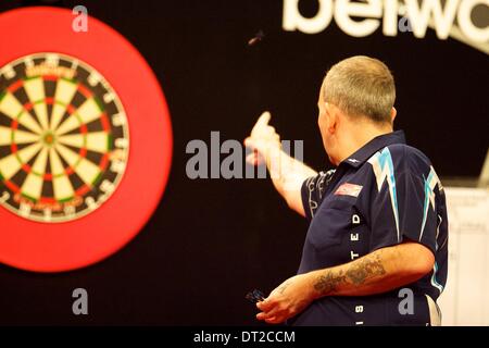 Liverpool, UK. 06th Feb, 2014. Phil Taylor in action during the first round of the Premier League Darts from the Echo Arena. Credit:  Action Plus Sports/Alamy Live News Stock Photo