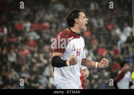 Isa Town, Bahrain. 6th Feb, 2014. Isa Town Bahrain - Final Match in the 16th Asian men 2014 Handball Championship between Bahrain VS Qatar on February 06, 2014 © Ahmed Alfardan/NurPhoto/ZUMAPRESS.com/Alamy Live News Stock Photo