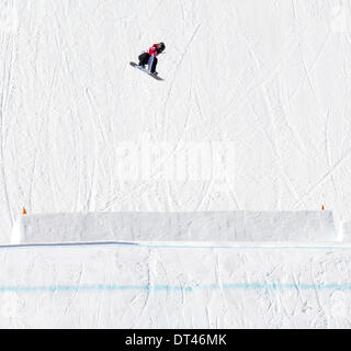 Sochi, Russia. 6th February 2014. 6 Feb 2014, Rosa Khutor, Russia at the Olympic Winter Games Sochi2014. Ladies' snowboard Slopestyle Qualifications in the Rosa Khutor Extreme Park. Spencer O'Brien (CAN) on the last hit of her first run. Credit:  Action Plus Sports Images/Alamy Live News Stock Photo