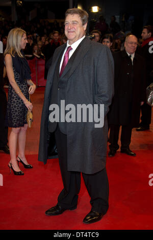 Berlin, Germany. 08th Feb, 2014. US actor John Goodman arrives for the screening of 'The Monuments Men'during the 64th annual Berlin Film Festival, in Berlin, Germany, 08 February 2014. The movie is presented out of competition at the Berlinale, which runs from 06 to 16 February 2014. Photo: Hubert Boesl - NO WIRE SERVICE/dpa/Alamy Live News Stock Photo