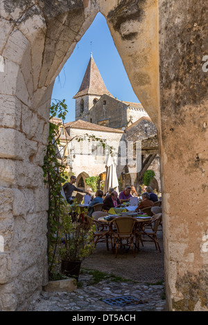 Monpazier, Dordogne, France, Europe. Beautiful medieval town square with arched arcades round edges. Stock Photo