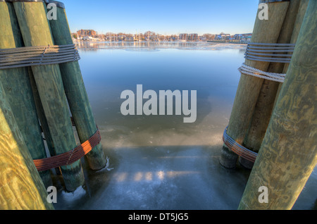 Spa Creek in Annapolis frozen over during the polar vortex in early 2014 Stock Photo