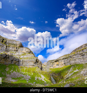 Cascada Cola de Caballo waterfall and Circo de Soaso at Ordesa Valley Aragon Huesca Pyrenees of Spain Stock Photo