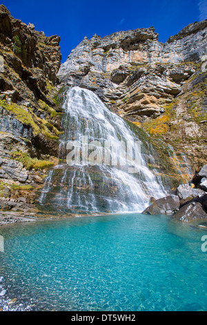 Cascada Cola de Caballo waterfall under Monte Perdido at Ordesa Valley Aragon Huesca Pyrenees of Spain Stock Photo