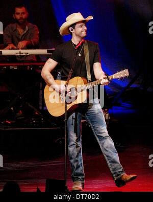 Toronto, Canada. 9th Feb 2014. Canadian Country Music singer Dean Brody performs at Hamilton Place Theatre in Hamilton. (D.Brown/EXImages/Alamy live News) Stock Photo