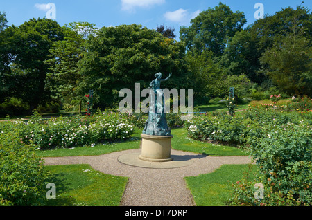 Statue in the Rose Garden at Sheffield Botanical Gardens, England, UK Stock Photo