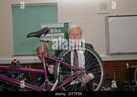 Bromley, London, UK. 11th February 2014,Boris Johnson, Mayor Of London, posed for photos while visiting the local youth offenders centre in Bromley Credit: Keith Larby/Alamy Live news Stock Photo