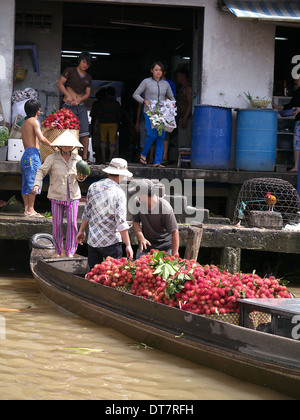 Farmers delivering their produce to the factory for sale on Mekong Cambodia Stock Photo