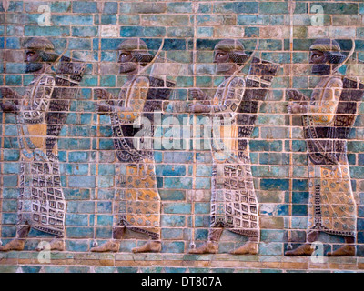 Frieze of Archers. Persian soldiers. Palace of Darius the Great. 6th ...