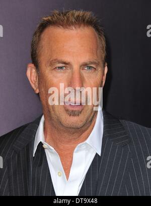 Los Angeles, CA, USA. 12th Feb, 2014. Kevin Costner at arrivals for 3 DAYS TO KILL Premiere, ArcLight Cinemas, Los Angeles, CA February 12, 2014. Credit:  Dee Cercone/Everett Collection/Alamy Live News Stock Photo