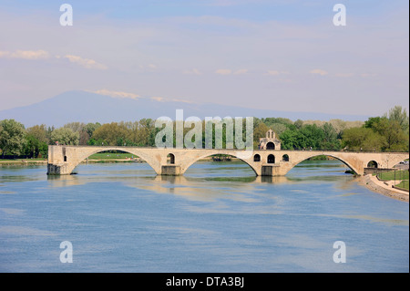Pont Saint Benezet bridge across the Rhone river, also known as Pont D'Avignon, Avignon, Vaucluse, Provence-Alpes-Cote d'Azur