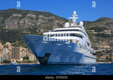 Lürssen motor yacht Saint Nicolas at anchor in front of the Principality of Monaco Stock Photo