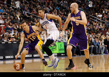 February 7, 2014: Los Angeles Lakers point guard Steve Nash (10) tries to use center Chris Kaman (9) as a screen against Philadelphia 76ers point guard Michael Carter-Williams (1) during the NBA game between the Los Angeles Lakers and the Philadelphia 76ers at the Wells Fargo Center in Philadelphia, Pennsylvania. The Lakers won 112-98. (Christopher Szagola/Cal Sport Media) Stock Photo
