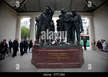 The RAF (Royal Air Force) Bomber Command memorial in Green Park Stock Photo