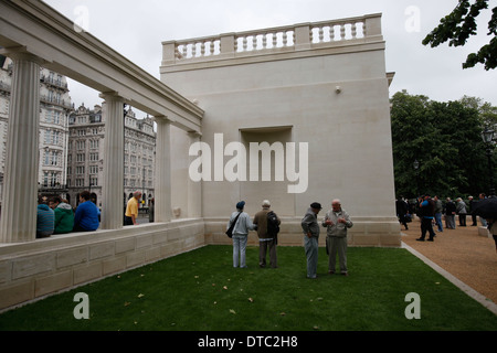 The RAF (Royal Air Force) Bomber Command memorial in Green Park Stock Photo