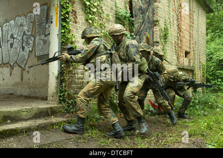 Illkirch- Grafenstaden, France, soldiers of JgBtl 291 at a training Stock Photo