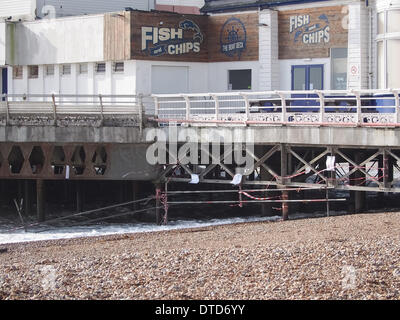 Portsmouth, Hampshire, England 15th February 2014.  South Parade Pier has been damaged by strong winds and large waves. The pier has been closed to the public for over a year due to structural safety issues Credit:  simon evans/Alamy Live News Stock Photo
