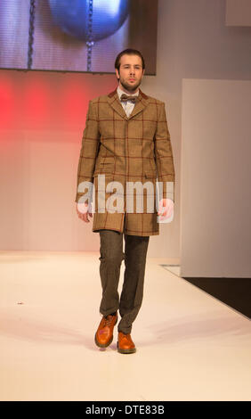 Birmingham, UK. 16th Feb, 2014. Moda Fashion Show at the NEC in Birmingham UK trade only. Credit:  steven roe/Alamy Live News Stock Photo