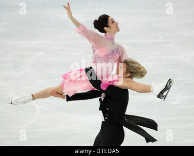 Sochi, Russia. 16th Feb, 2014. Meryl Davis and Charlie White of the United States perform in the Figure Skating Ice Dance Short Dance at the Iceberg Skating Palace during the Sochi 2014 Winter Olympic on February 15, 2014 in Sochi, Russia. Credit:  Paul Kitagaki Jr./ZUMAPRESS.com/Alamy Live News Stock Photo