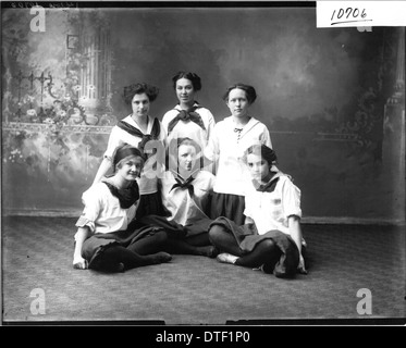 Western College basketball team ca. 1910 Stock Photo