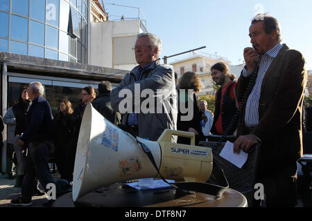 Athens, Greece. 17th Feb, 2014. Doctors, who have been on strike for more than two months, protested outside EOPYY(National Organisation for Healthcare Provision) offices in Athens against the government decision to close EOPYY clinics for a month pending the launch of a new primary healthcare system. The reforms are part of cost-cutting and efficiency-boosting measures Greece is implementing in exchange for the international rescue loans that have kept the country afloat since 2010. Credit:  Aristidis Vafeiadakis/ZUMAPRESS.com/Alamy Live News Stock Photo