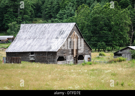 Weathered Barn, Browns Creek Road, Marlinton, West Virginia Stock Photo